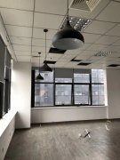 上海弘基廣場創(chuàng)意餐廳裝修開工大吉